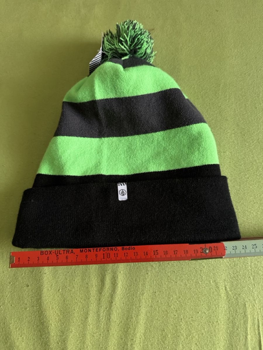 Volcom Hüte, Mützen & Caps: Volcom berretto  – Neu und originalverpackt aus Sementina von bru_vpp5 3