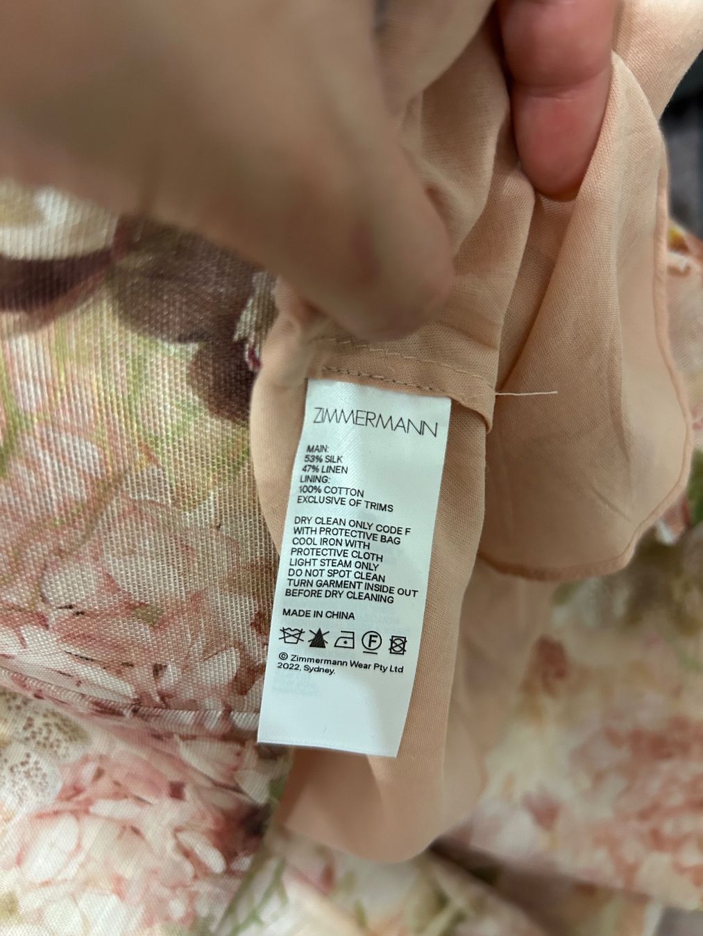 Zimmermann Vestiti: Zimmermann Dancer Silk Blouse & Midi Skirt [Set] – Usato da St.Josefen venduto da lop_lh8d 9
