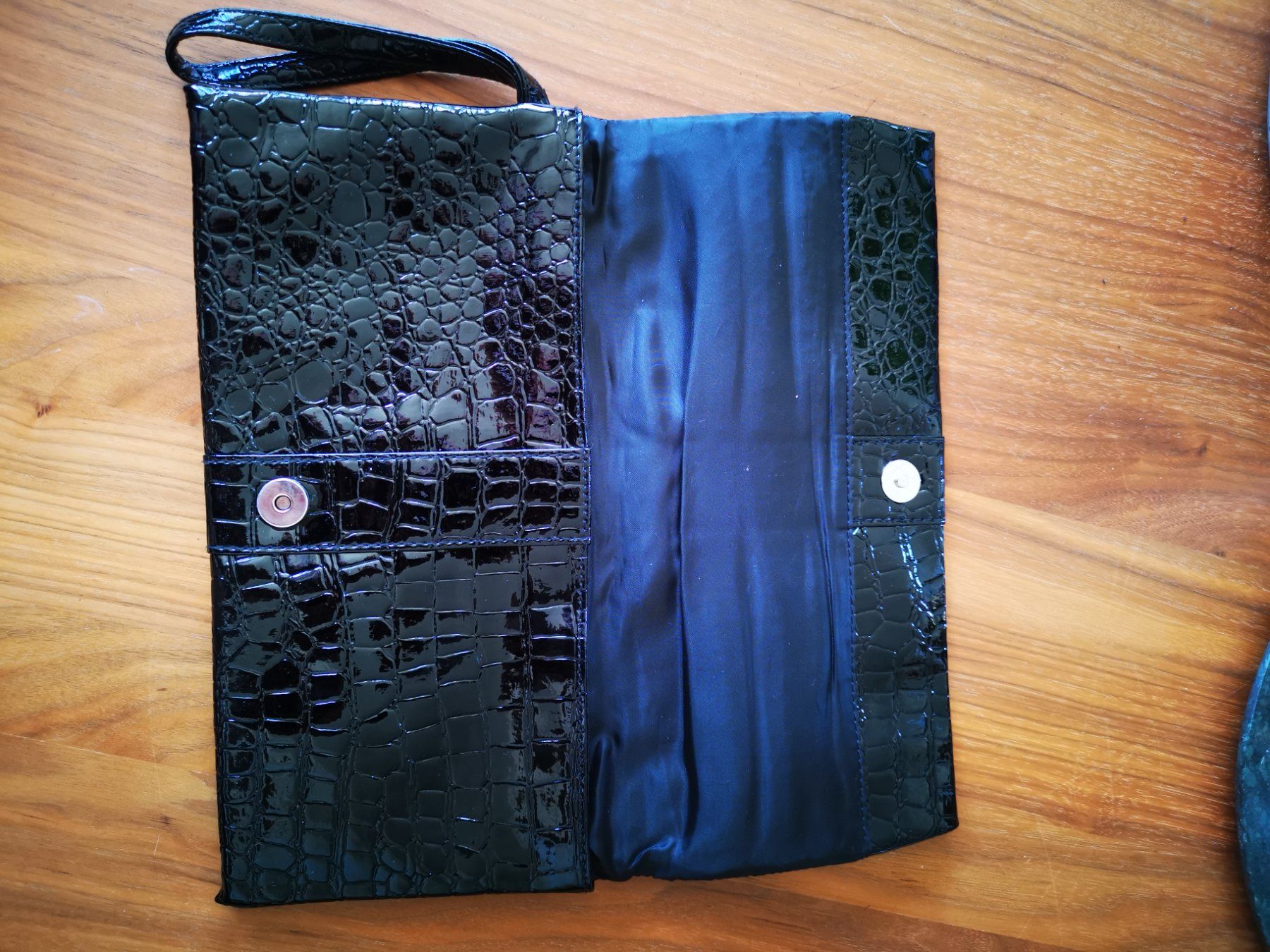 Borse da donna: Schwarze Clutch – Usato da Teufen AR venduto da RaphaellaB 2