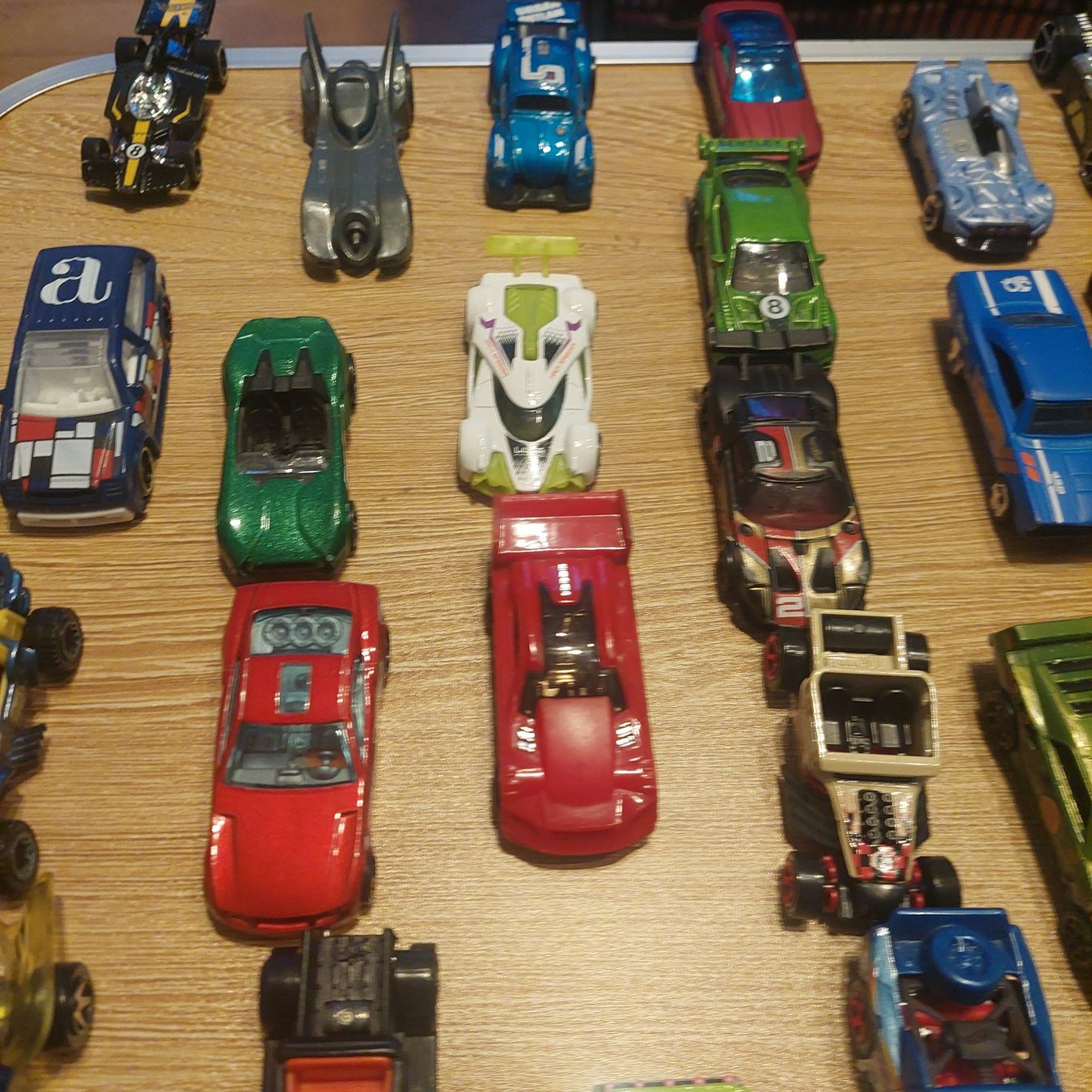 Hot Wheels Spielzeuge: Hotweels 157 Stk. mega Set – Gebraucht aus Belp von masterdriftking 7