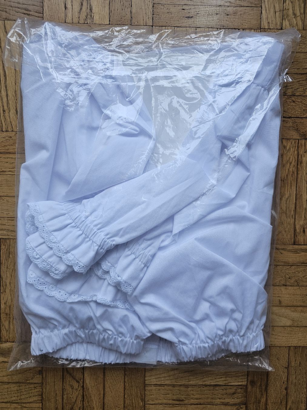 Blusen: Dirndlbluse Neu Gr. 50 – Neu und originalverpackt aus Zürich von Ada2 2