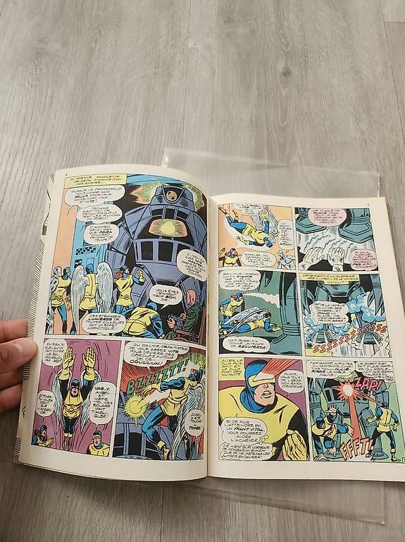 Comics: Bande dessiné marvel présente spidey numéro 38 – Gebraucht aus Romont FR von Alejandro111 1