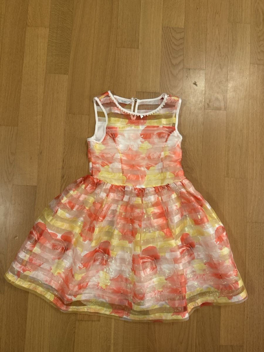 Guess Kleider & Röcke: Guess Sommerkleid mit Blumenmuster, Gr. 6 – Gebraucht aus Urdorf von Danii86