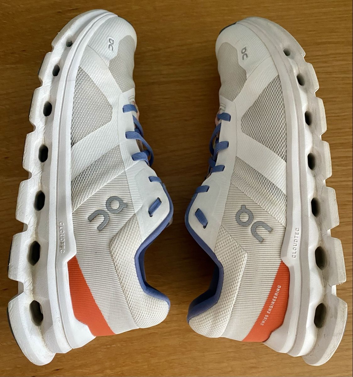 On Scarpe da donna: On Cloudrunner 40.5 Chaussures de course – Usato da Lausanne venduto da Vracorama 4