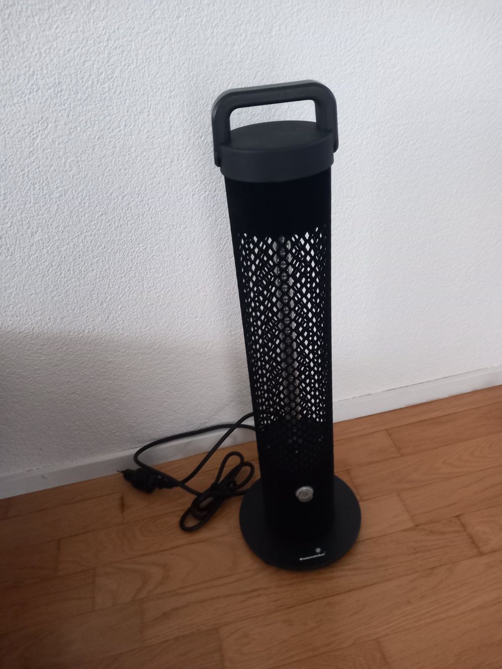 Radiatori: Standheizstrahler 1200W – Nuovo e nell'imballaggio originale da Thun venduto da Beas-Allerlei