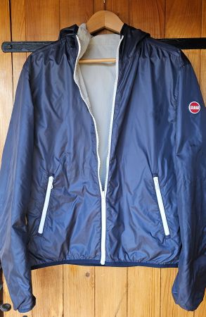Colmar Veste réversible à capuche. Gris / Bleu foncé. T: 50.