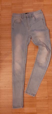 Zuki Damenjeans hellblau ca. Gr. 32/34
