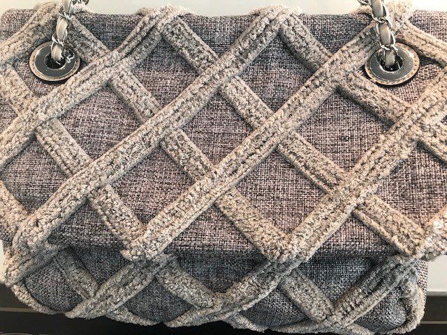 Borse da donna: Tasche grau – Usato da Kilchberg venduto da boudoir076 2