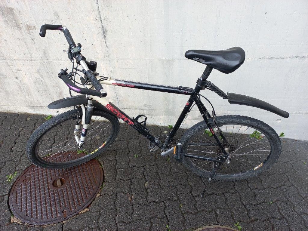 Scott Vélos: Mountain Bike Scott USA – D'occasion à Pfäffikon / ZH par Pefkadett