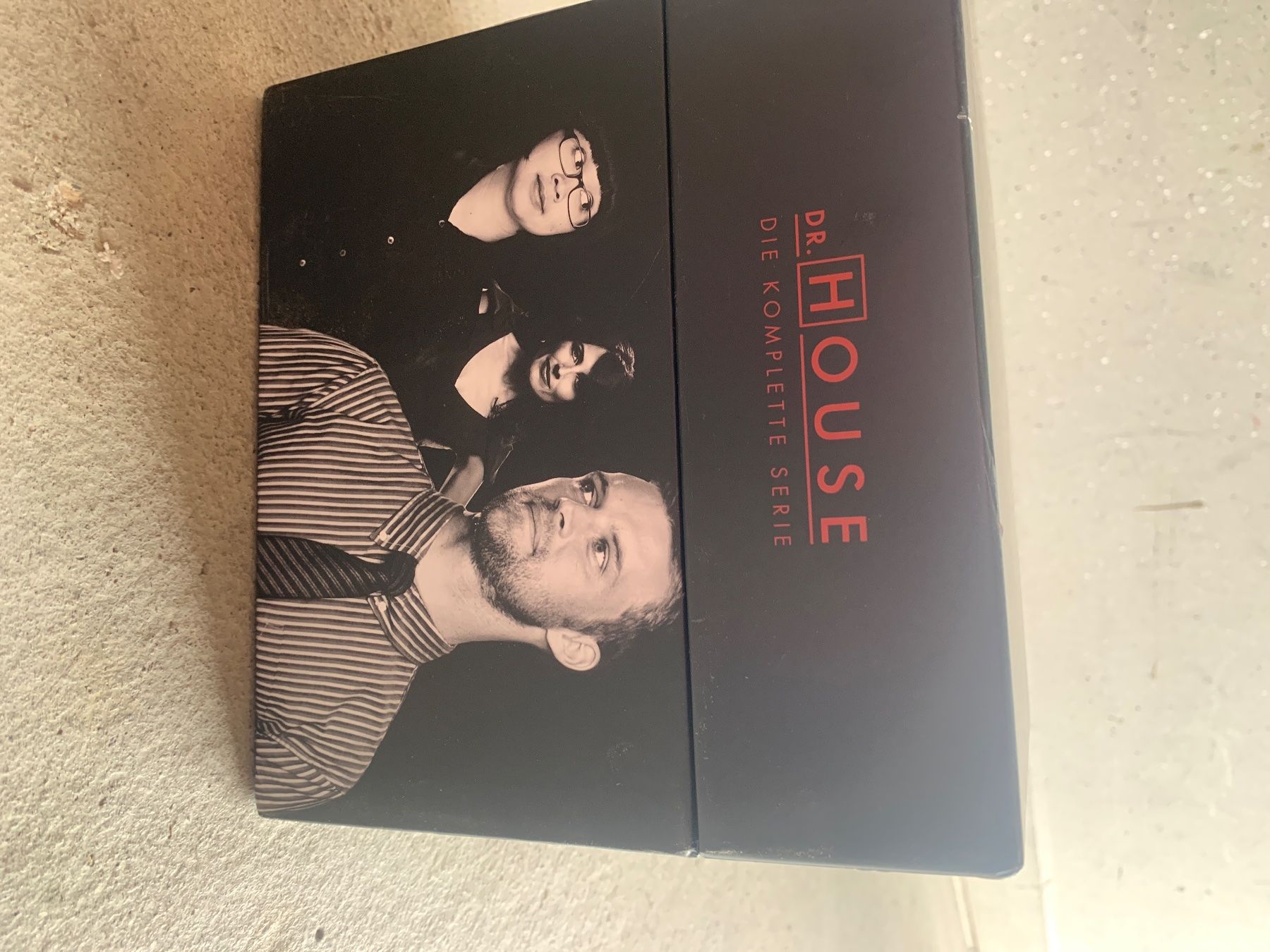 Tutti i DVDs: Dr. House Die Komplette Serie DVD – Usato da Neuenkirch venduto da Jasi.H. 1