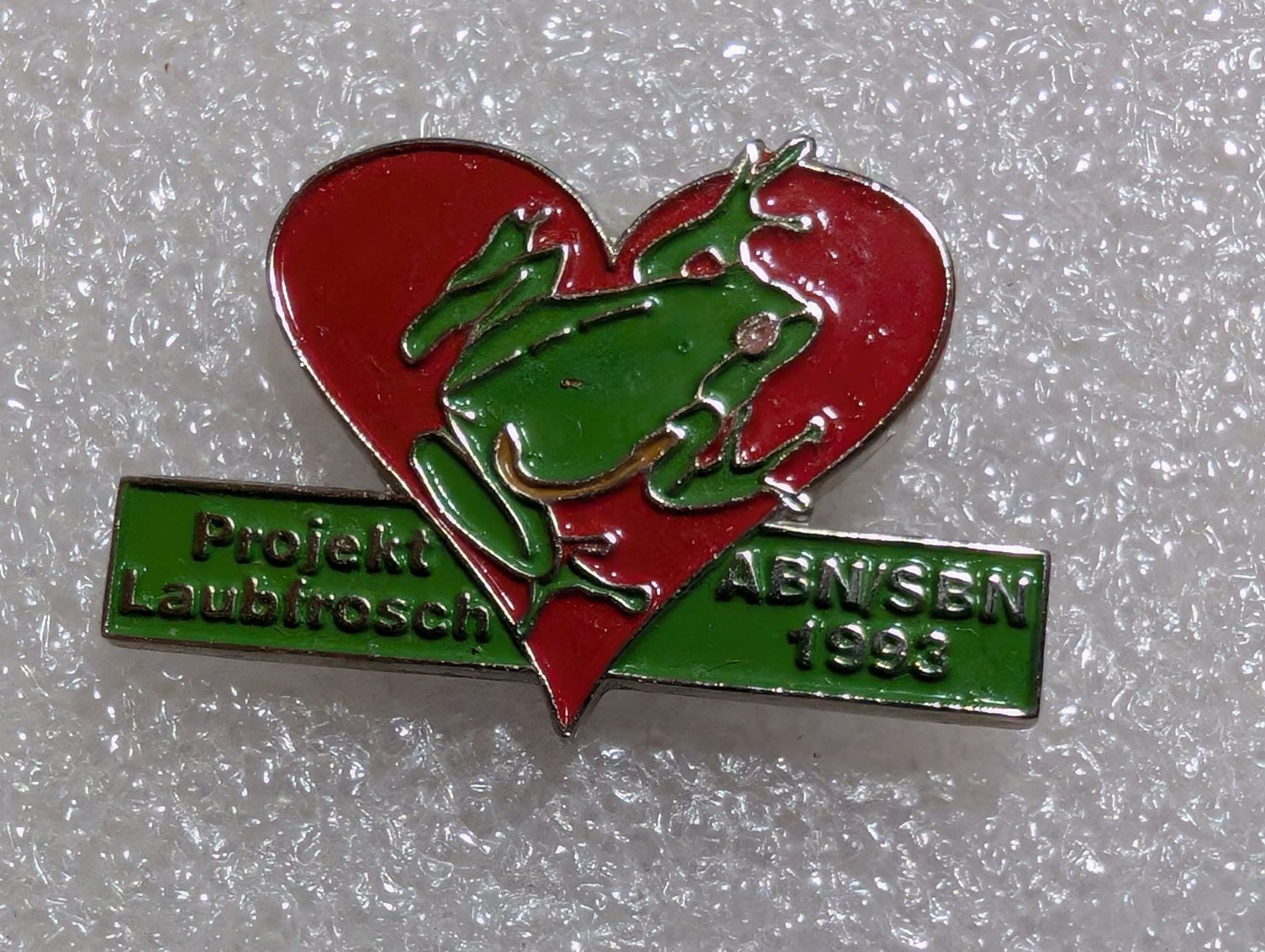 Placchette & Badge: Ansteckpin 258: Projekt Laubfrosch – Usato da Oppligen venduto da Pin-Fall-Shop