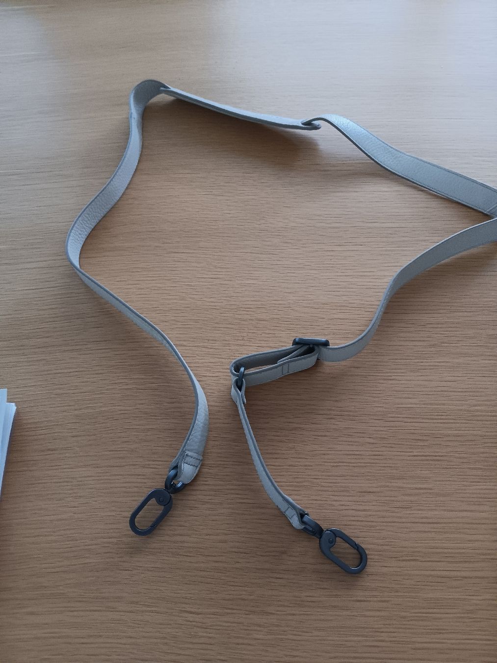 Altro in  Abbigliamento & Accessori: Tollen Taschengurt aunts & uncles Leder beige neu – Nuovo e nell'imballaggio originale da Stansstad venduto da leoni66