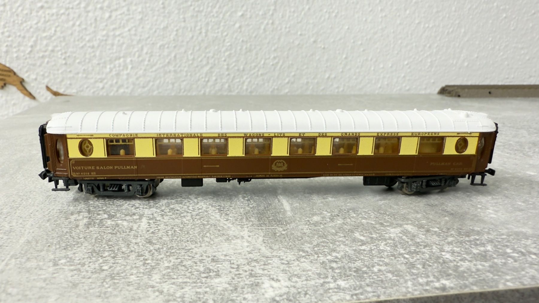 Rivarossi Modellini di ferrovie: Rivarossi Europeen Express Pullman Car Spur N – Usato da Schlieren venduto da rat_lq6b 1