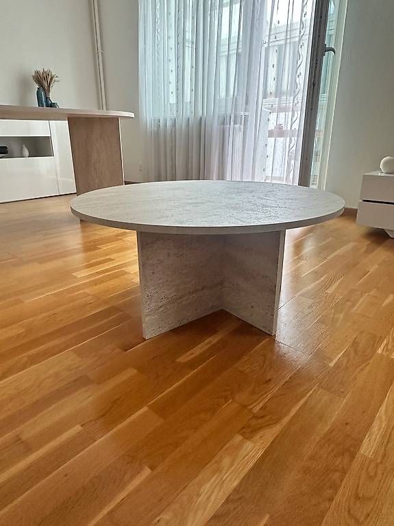 Tische: Couchtisch – Gebraucht aus Uster von Dr.vo 1