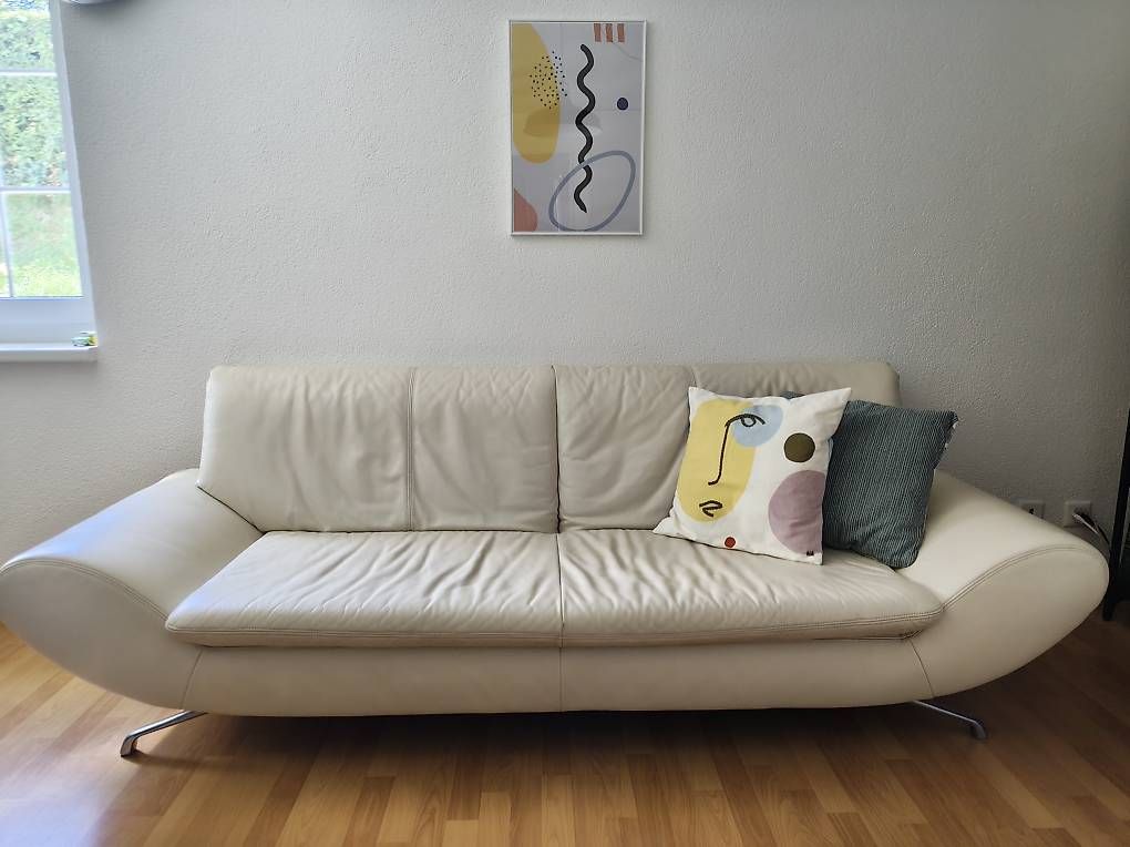Divani: Gratis Echledersofa weiss gross – Usato da Lachen SZ venduto da Kamelfluesterer