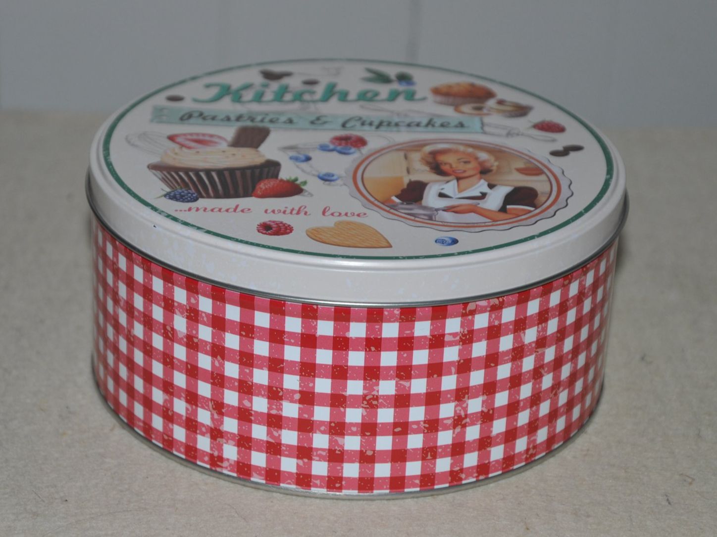 Contenitori & Simili: Blechdose Güetzidose "Kitchen Pastries & Cupcakes", Retro – Usato da Boll venduto da Theodora15 1