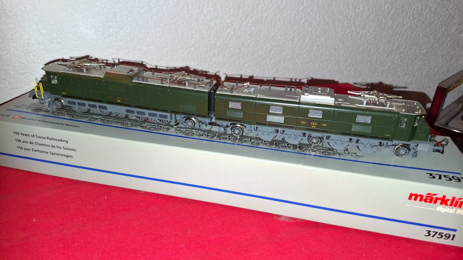 Märklin Modelleisenbahnen: Märklin : Ae 8/14 der SBB, AC, Digital – Gebraucht aus Märwil von Siebenzipfel