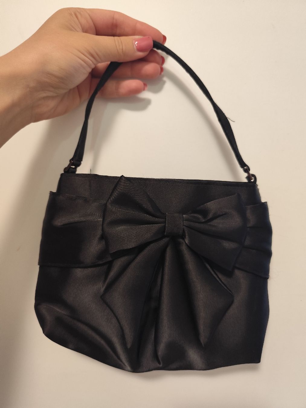 Taschen für Damen: Black Evening Bag with Bow vintage style retro – Gebraucht aus Mägenwil von VintageGirly