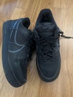 Nike Air Force 1 noires taille 40