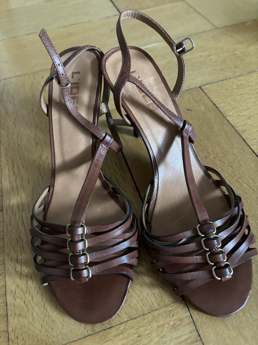Scarpe da donna: Ledersandalen, Grösse 39 – Usato da Zürich venduto da gucks