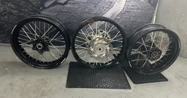 Hinter-Rad Felge KTM690 Enduro + 1 Satz 17" Felgen Husqvarna