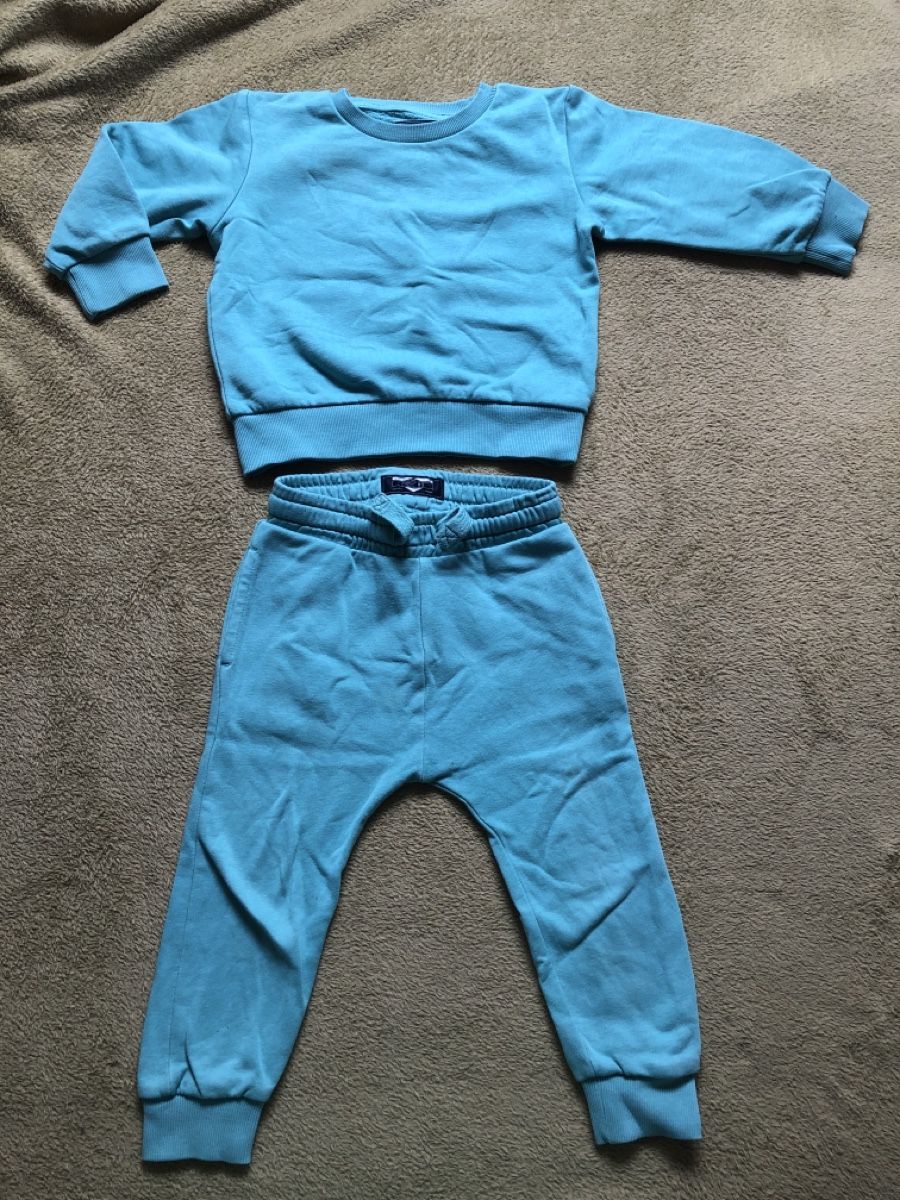 Next Traineranzug Gr 92 mint (Gebraucht) in Kaisten für