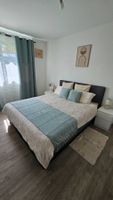 Lit complet avec sommier et matelas confortable!