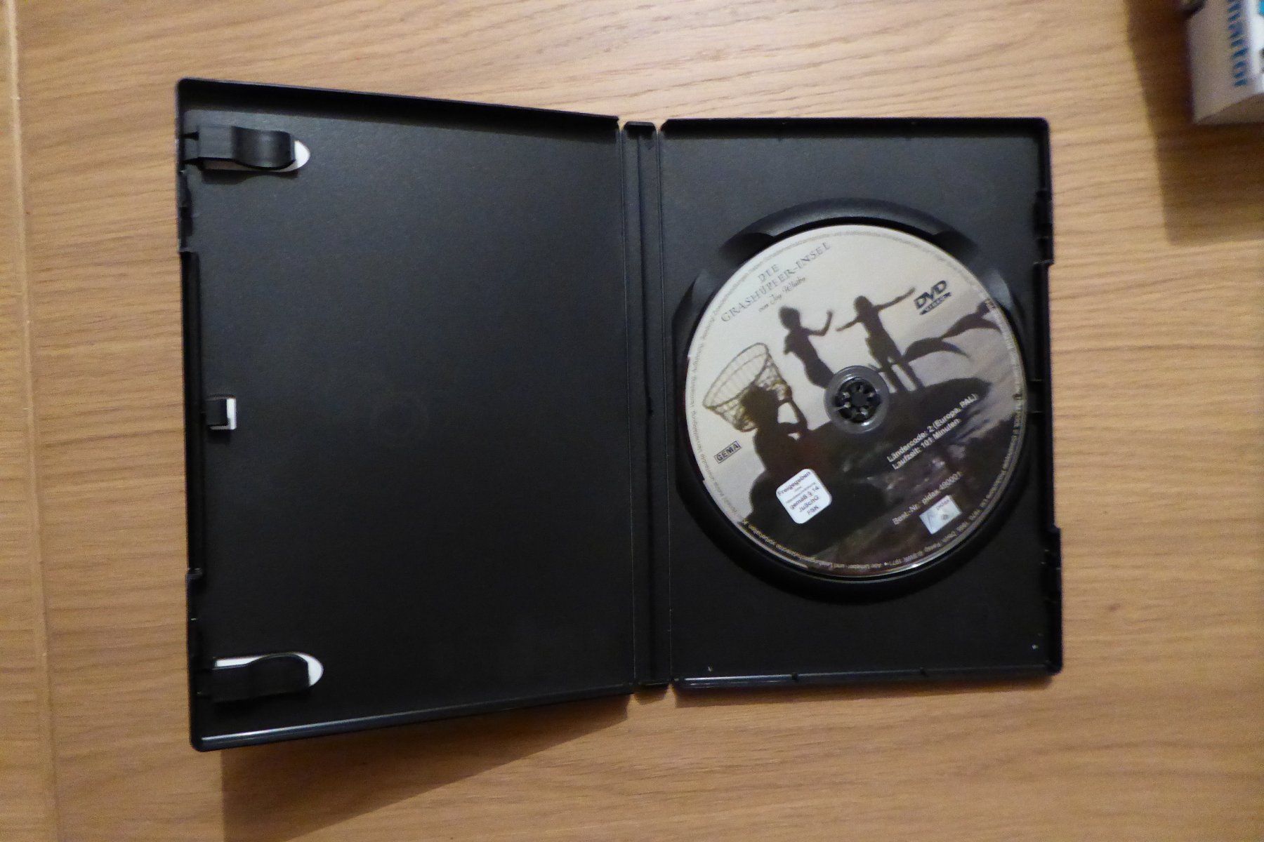 Tutti i DVDs: DVD Die Grashüpfer Insel Joy Whitby – Usato da Allschwil venduto da Summelsarium 3