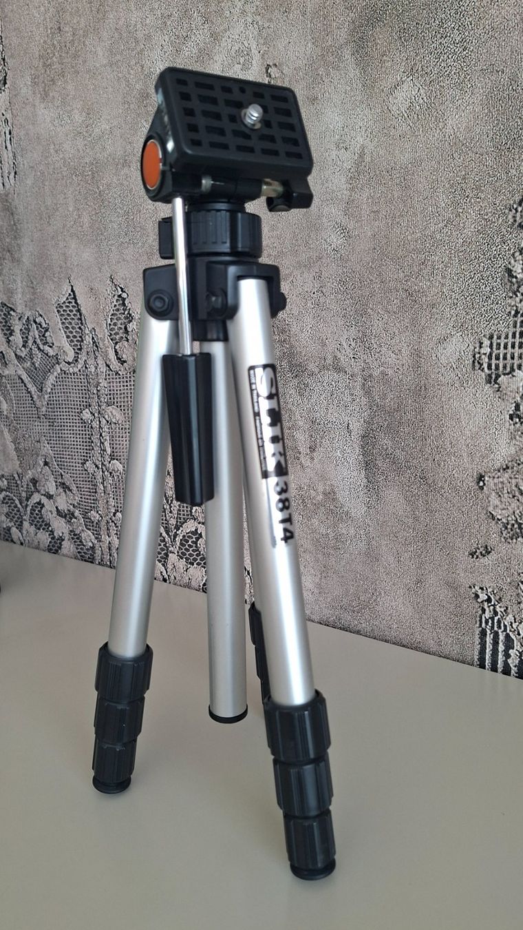 Treppiedi & Teste: Stativ Slik 38T4 / 539g schwer / bis 1m – Usato da Emmenbrücke venduto da thokasaluni 3