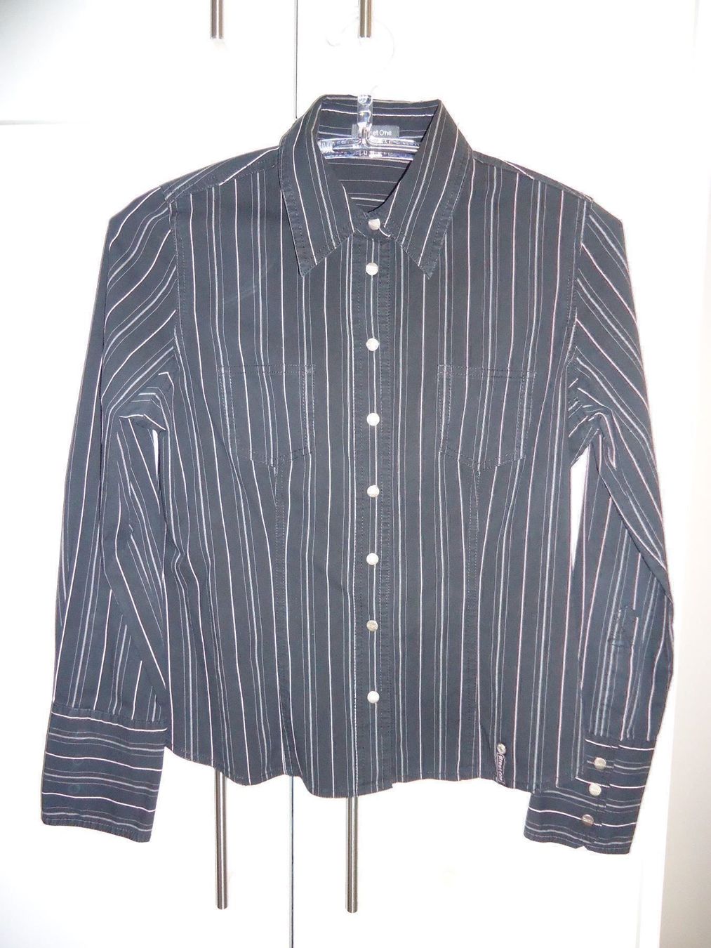Blusen: Schwarze Bluse von Street One, Grösse 38 – Gebraucht aus Wohlen AG von Michi761