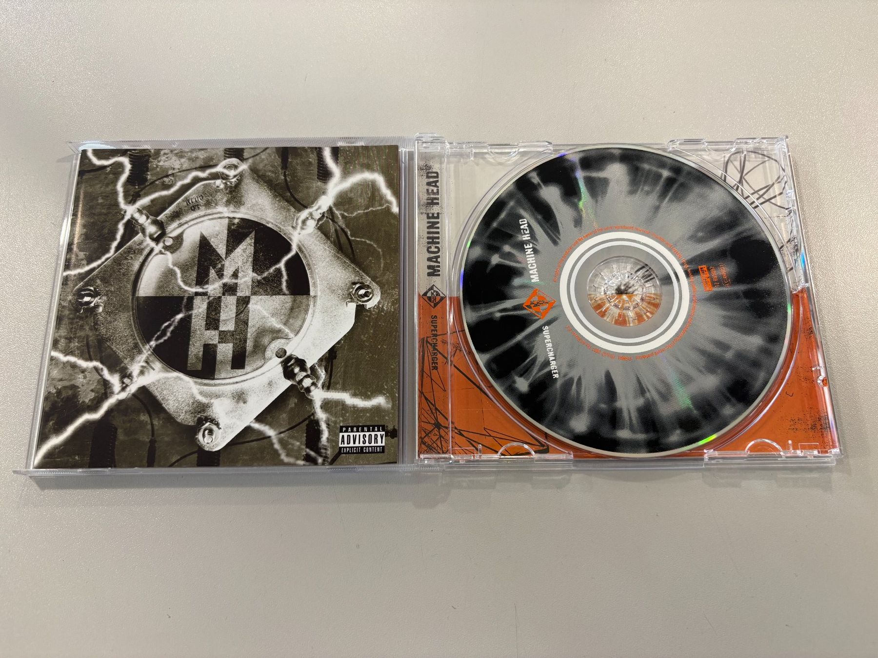 CDs: MACHINE HEAD - Supercharger CD Thrash Metal – Gebraucht aus Wiedlisbach von Andrisa