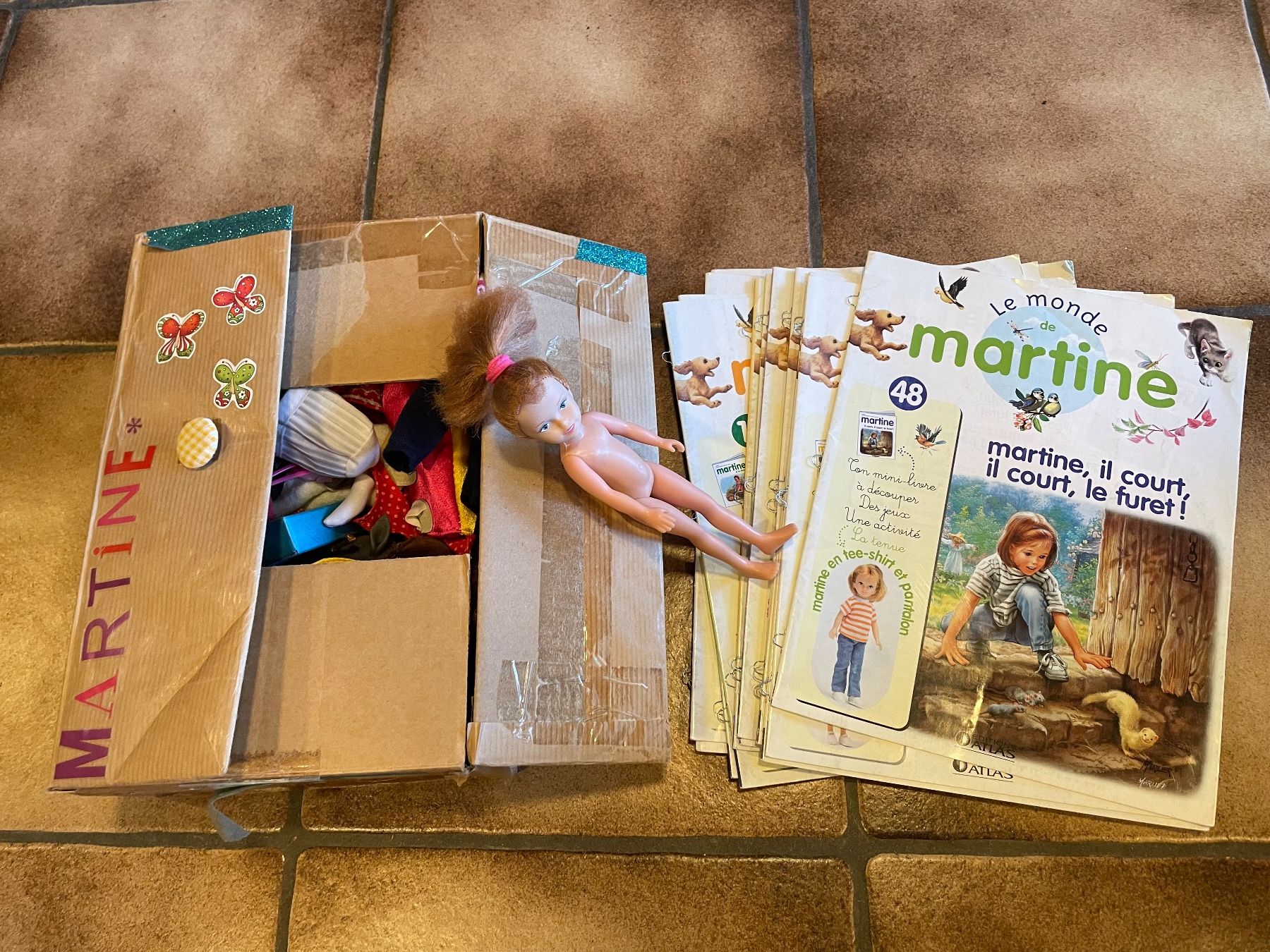 Bambole: Poupée Martine avec habits et accessoires – Usato da Grattavache venduto da Benterra 7