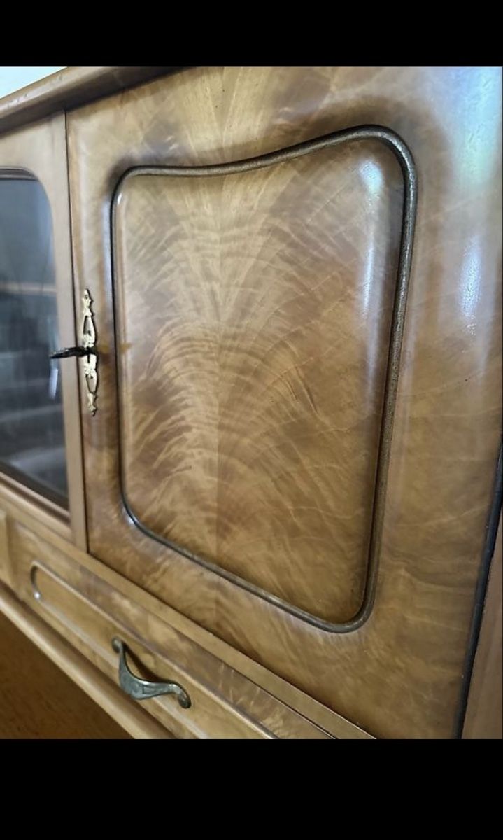Buffets: Antiker Buffet Schrank – D'occasion à Wauwil par nic.witt 1