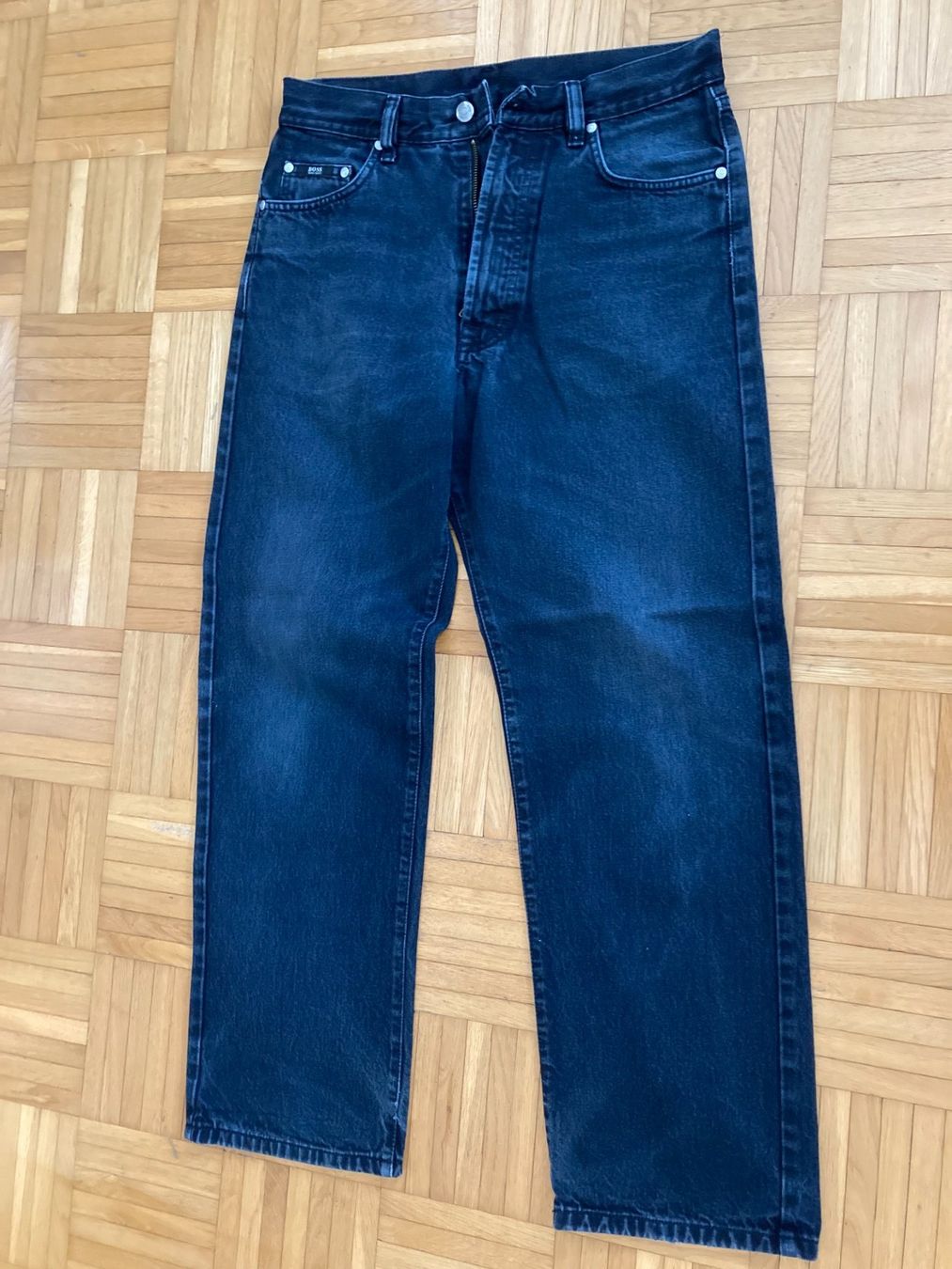 Hugo Boss Jeans: Hugo Boss Jeans schwarz – Usato da Obfelden venduto da miau68