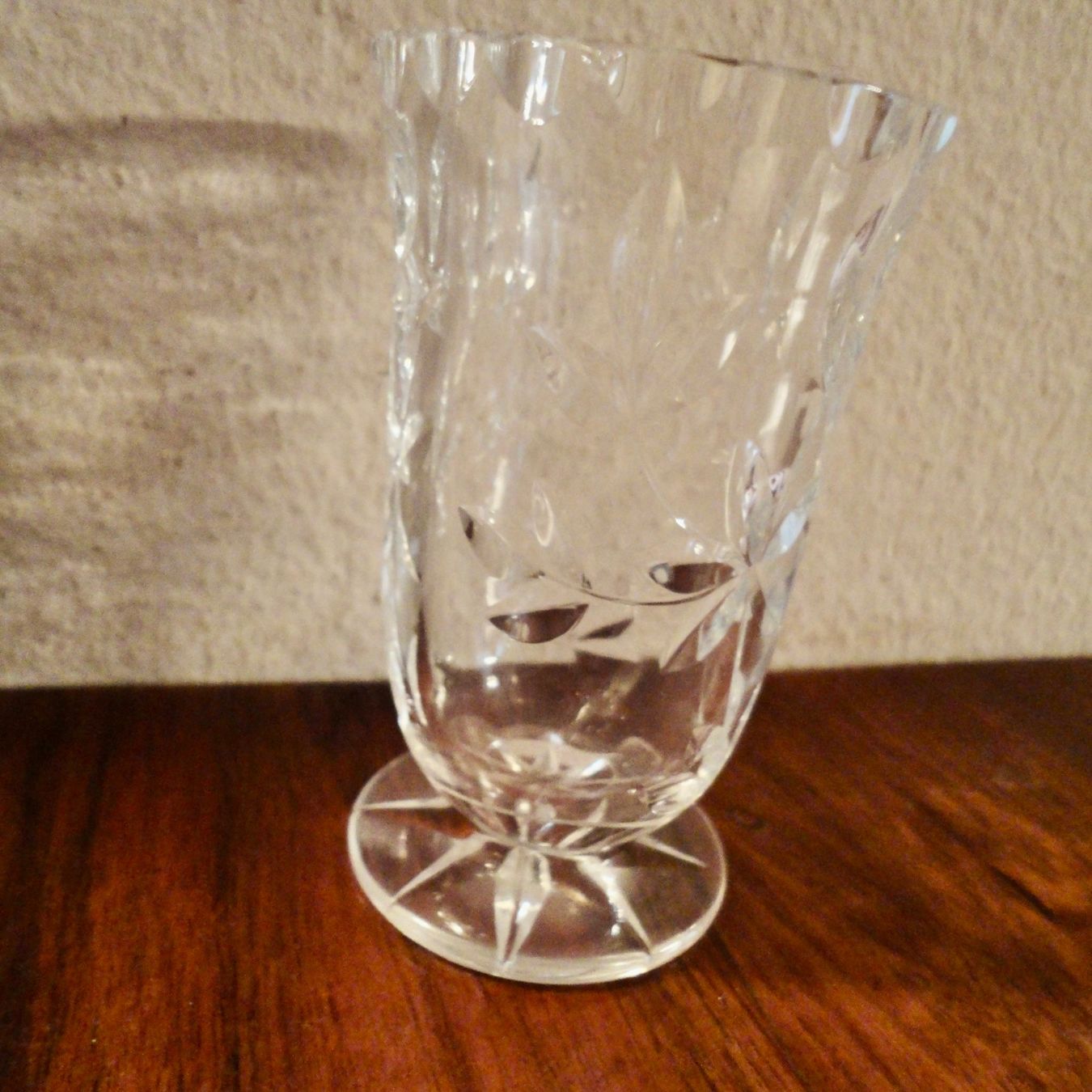 Vasi & Recipienti: Kristall-Vase mit floralem Muster. – Usato da Wädenswil venduto da FILI10 1