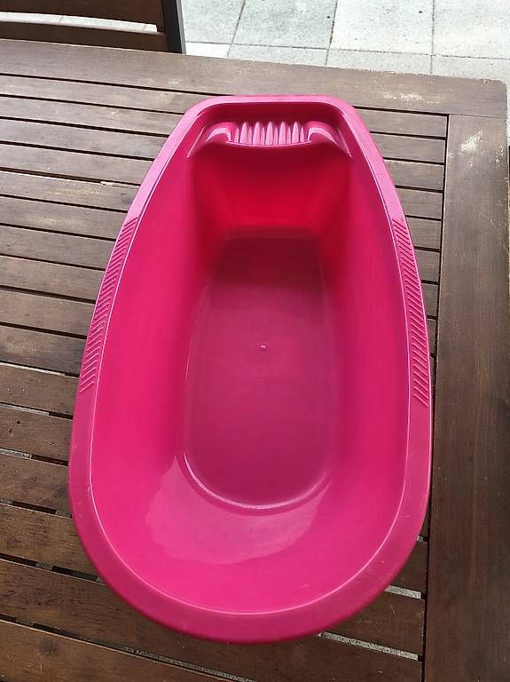 Giocattoli: Baby-Puppen Badewanne – Usato da Stein AG venduto da Sissi73