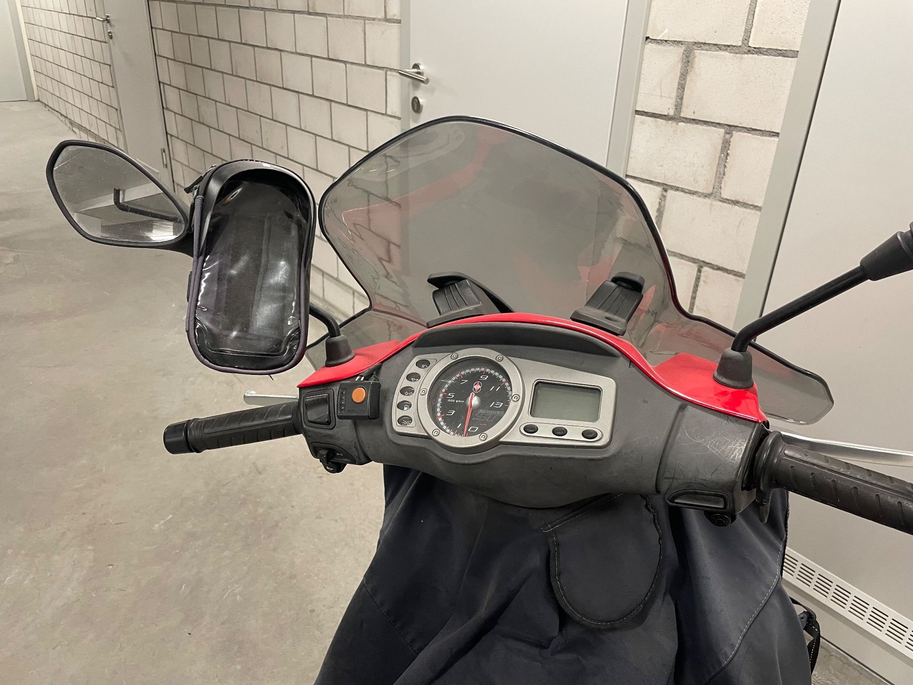 Gilera Scooters: Gilera Runner 200 ST Roller Frisch ab mfk – D'occasion à Sargans par iru_gk8f 6