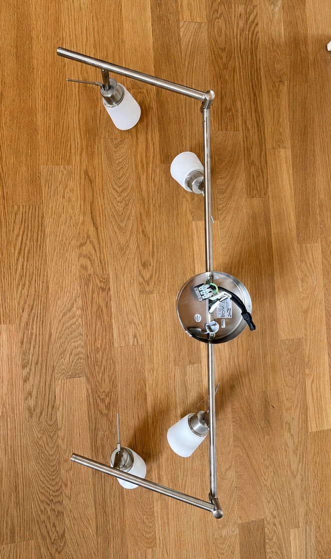 Lampadari & plafoniere: IKEA Deckenstrahler Set, 4 Spots, Metall, beweglich – Usato da Appenzell venduto da oli_8dbc 1