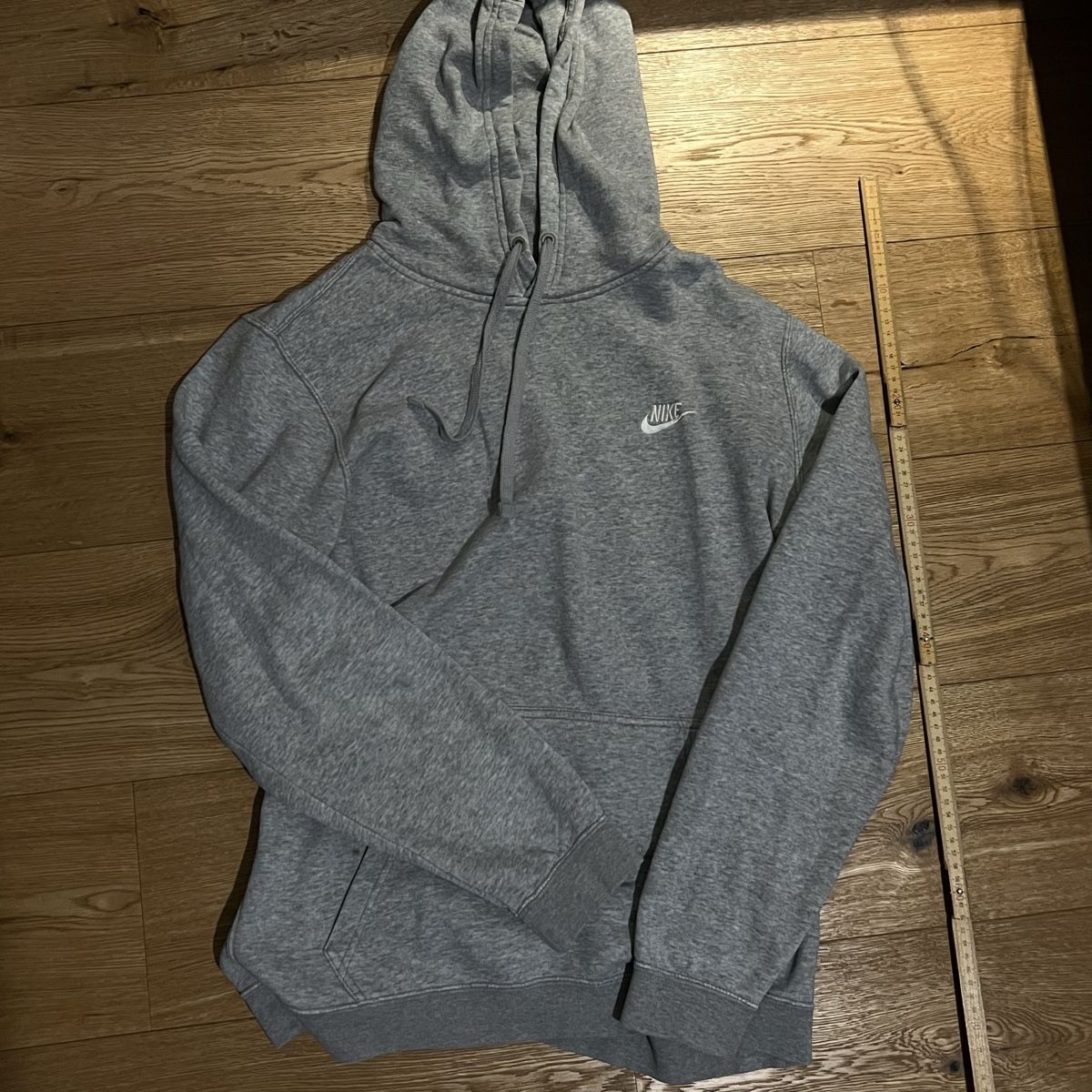 Nike Maglioni & Felpe: Nike Pullover Grau – Usato da Chur venduto da noe_mh8b