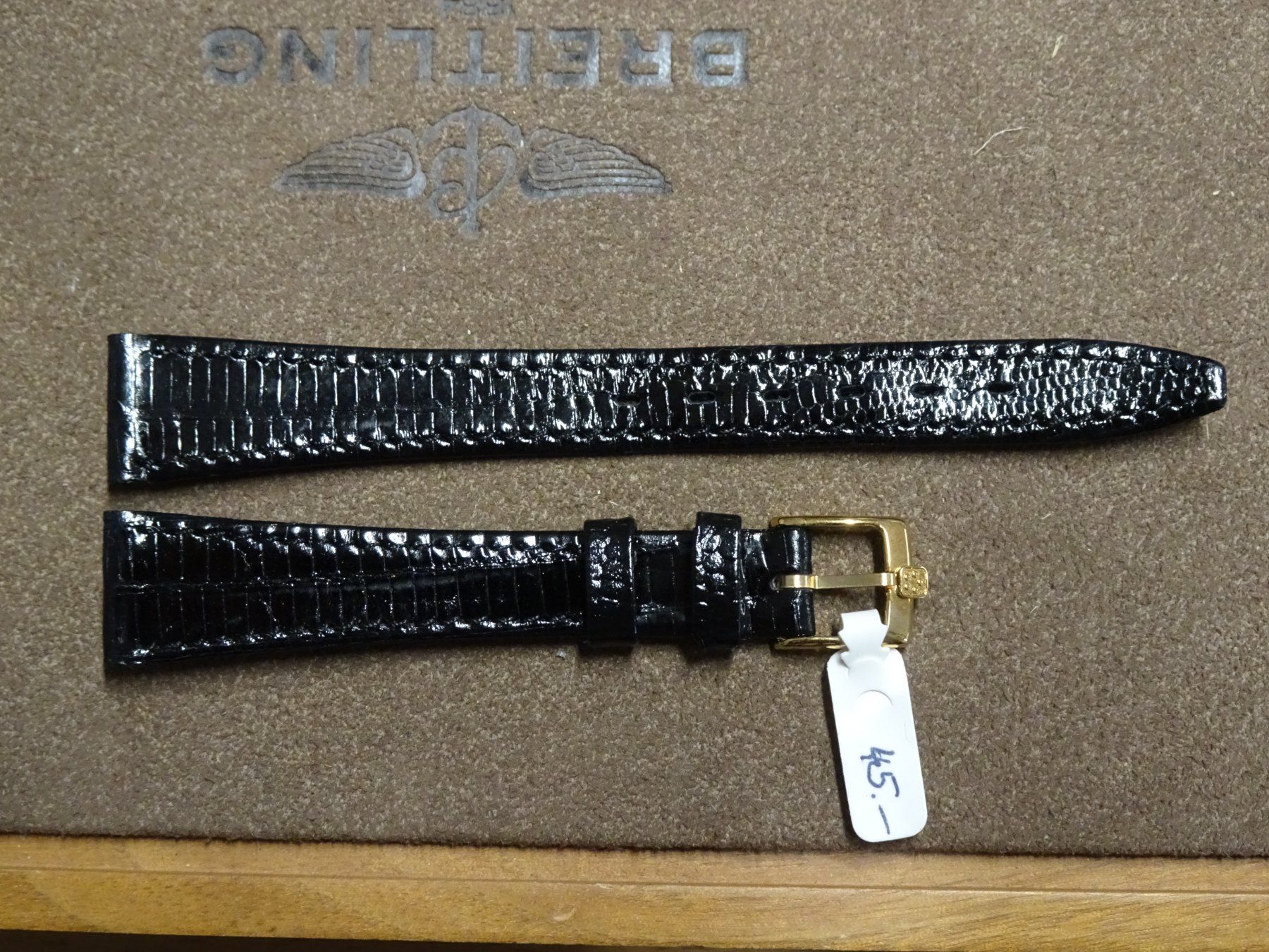 Bracelets: Lederband Eterna – Neuf (Voir description) à Winterthur par Sintoras01