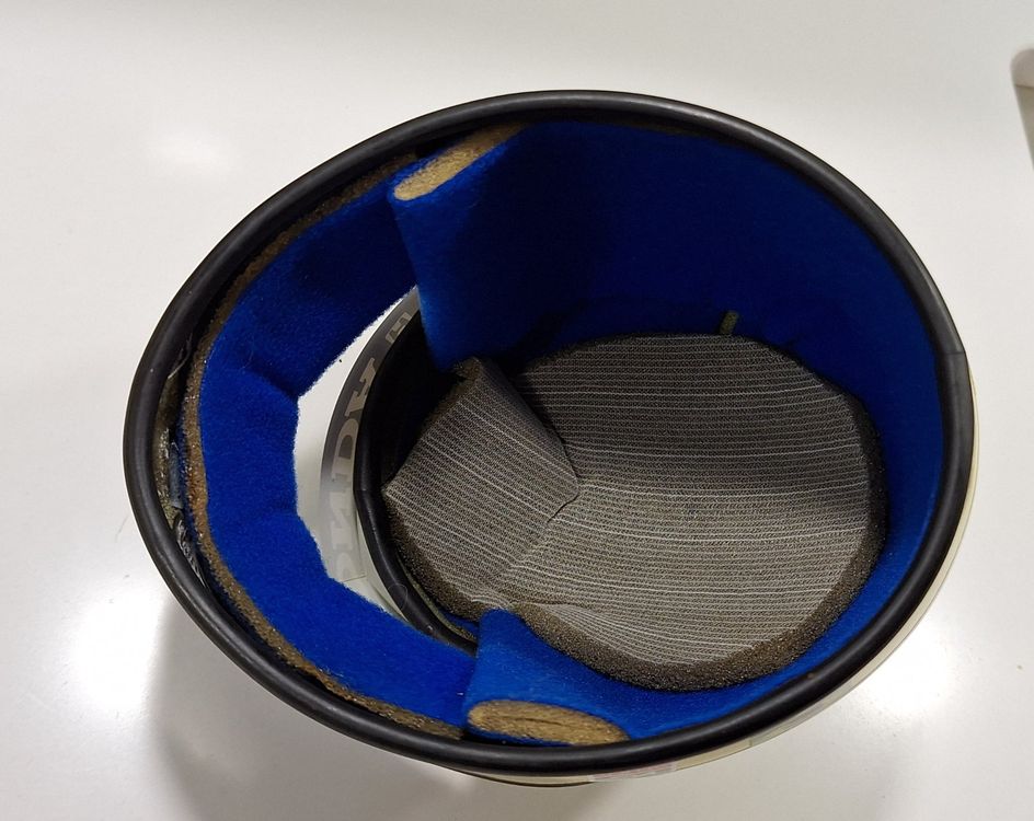 Ayrton Senna F1 McLaren Helm mit ca.2.5cm Riss im Visier 1:2 (Defekt ...