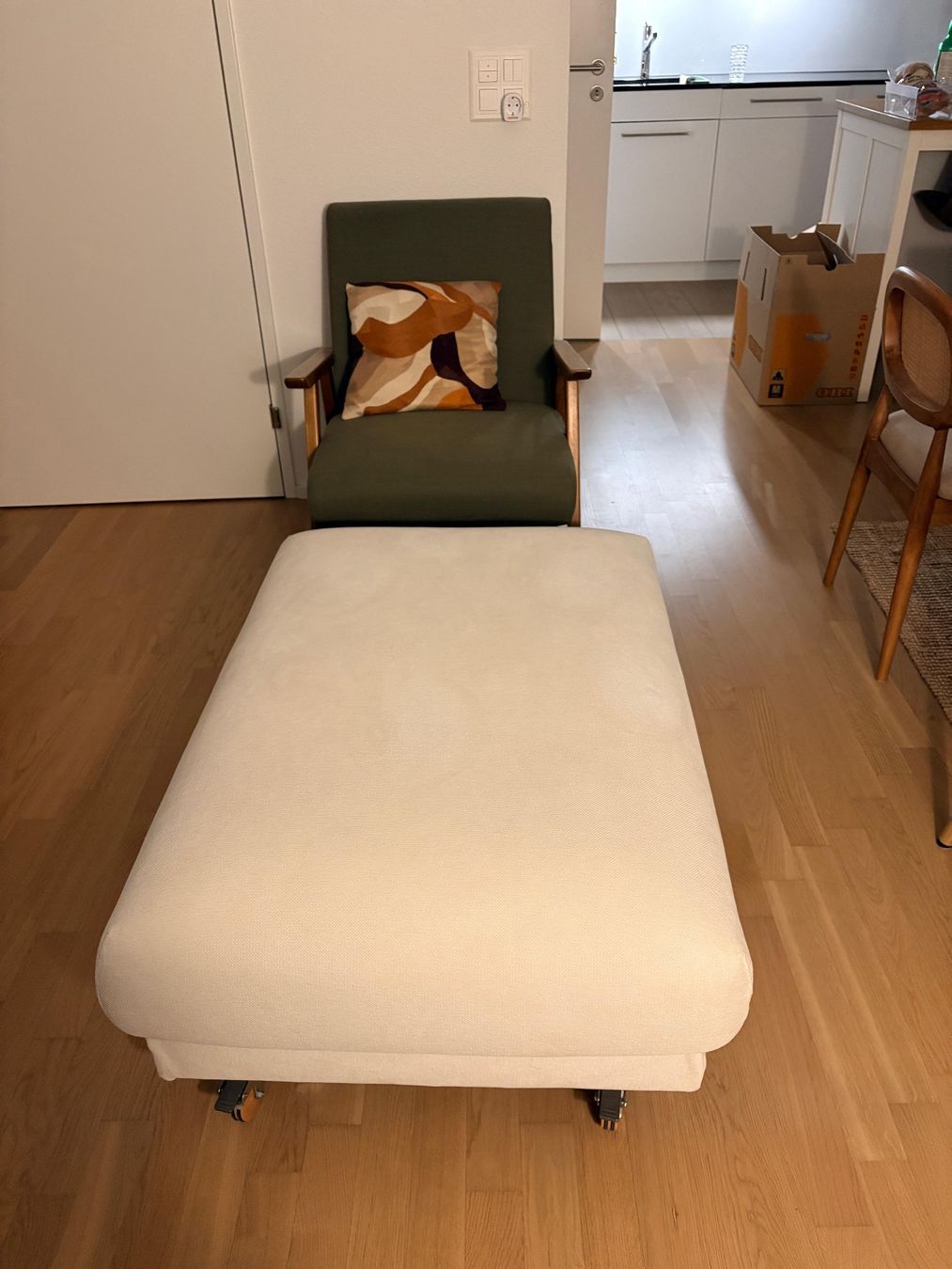 Ikea Hocker: Sofahocker mit Rollen – Gebraucht aus Glattpark(Opfikon) von ale_z9rx 1