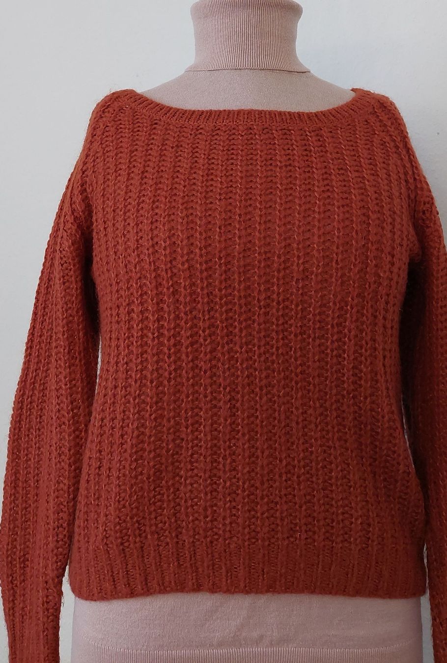 Esprit Maglioni & Felpe: Esprit Kuscheliger Strickpullover in Rostrot, Grösse M. – Usato da Gwatt (Thun) venduto da Letzte-Chance