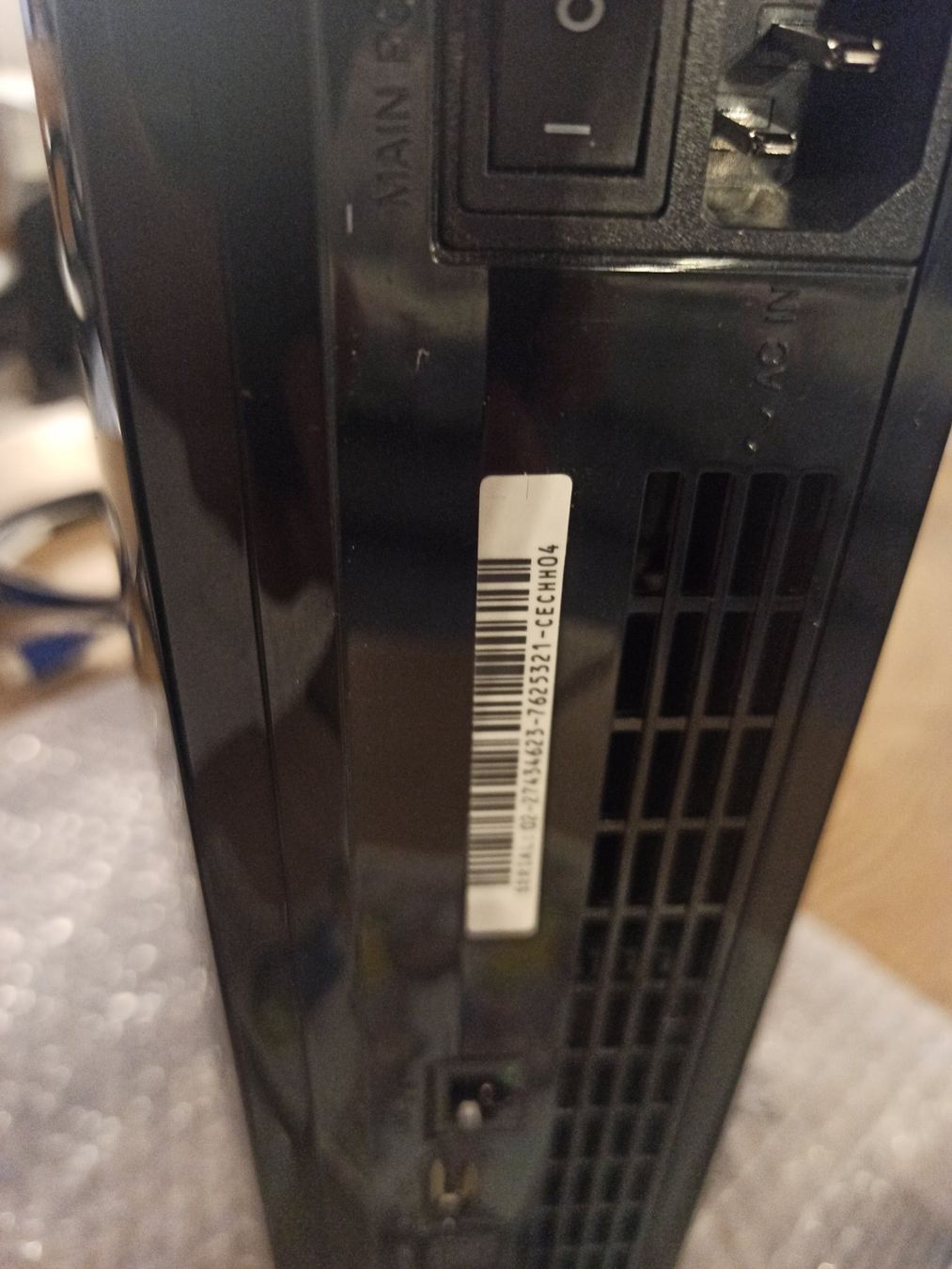 Sony Console: Firmware 4.85 PS3 FAT 40GB CECHH04 40GB + Controller +Spiele – Usato da Oberweningen venduto da mar_87mx 6
