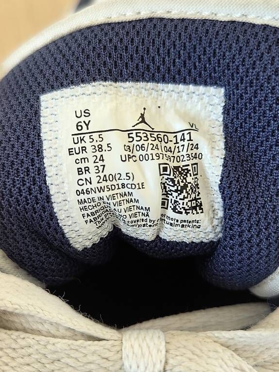 Scarpe da uomo: Air Jordan 1 Low Gr. 38.5 – Usato da Uster venduto da laemau 2