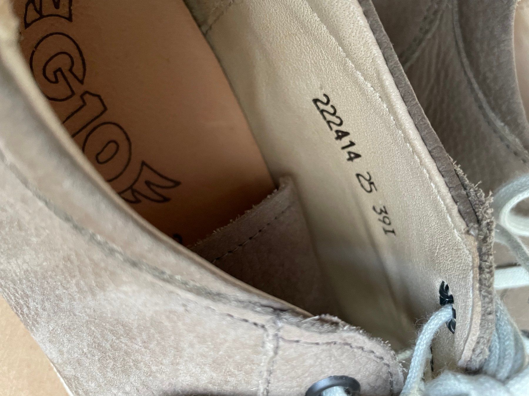 Scarpe da donna: Waldviertler Chui flachs Grösse 39 – Nuovo (secondo la descrizione) da chur venduto da 8zeichen 2