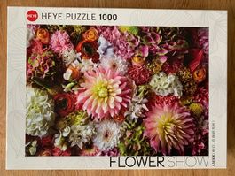 Heye; Puzzle "Flower Show - Airy Dahlia" / 1000-teilig