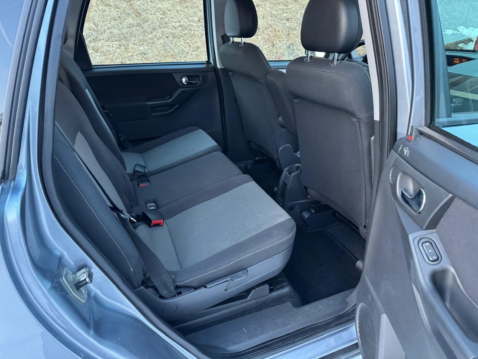 Opel Autos: Opel Meriva A 16 77KW – Gebraucht aus Couvet von Geiser-Automobiles 7