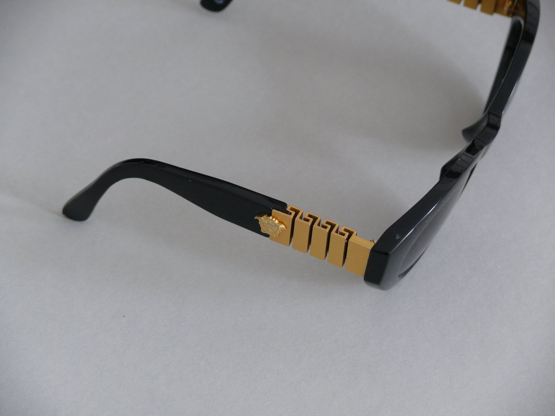 Versace Brillen & Gläser: Gianni Versace Sonnenbrille – Gebraucht aus Scherzingen von packtesan 5