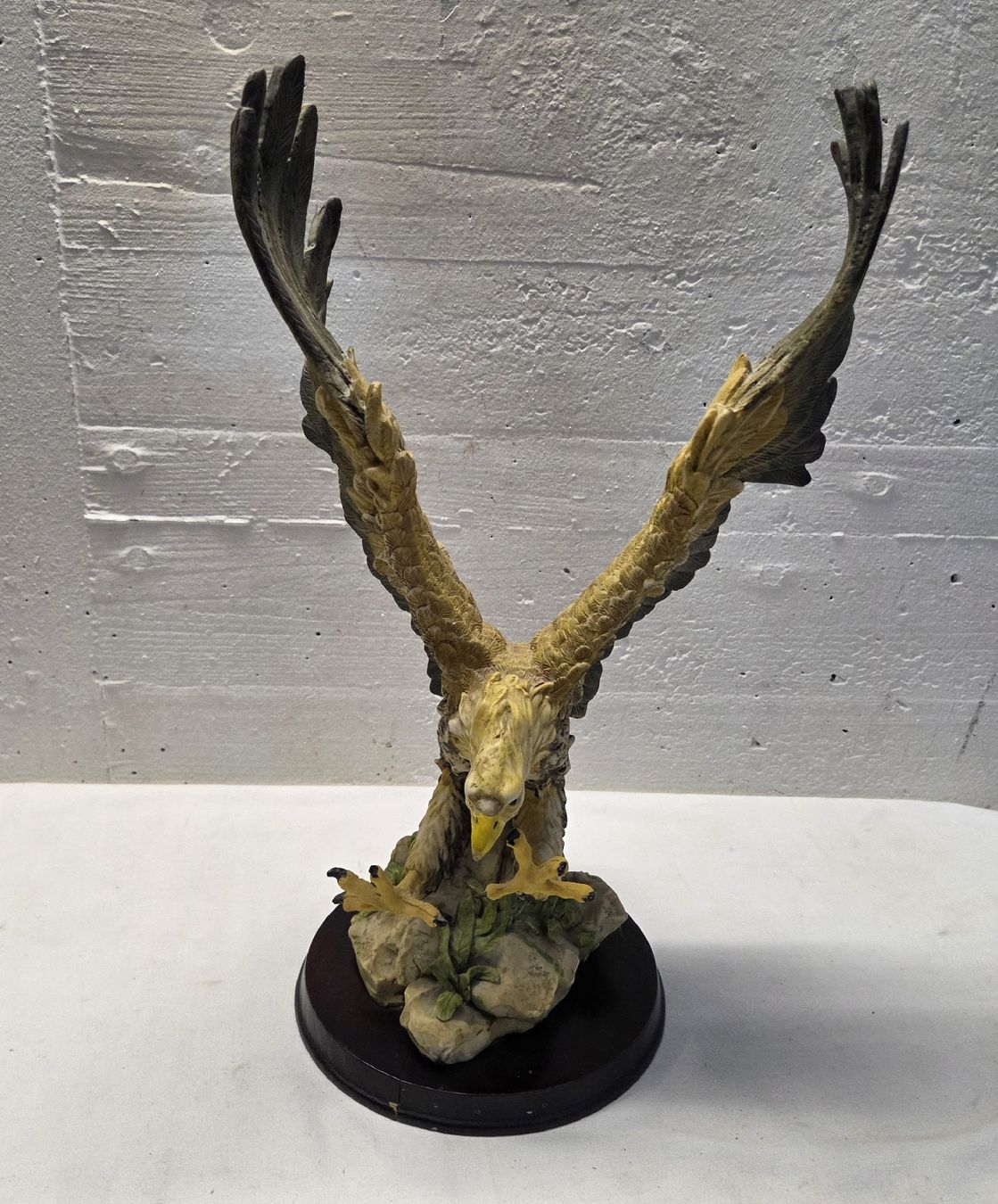 Statuette: Adler Figur auf Sockel  – Usato da Stans venduto da Ducati16 7